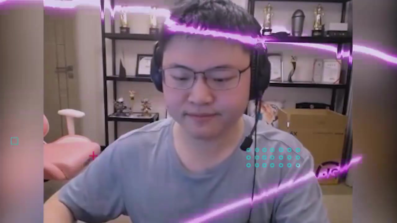 Uzi四连跪后，掏出绝活完美R大四个：没怎么改，这么久没玩还会！