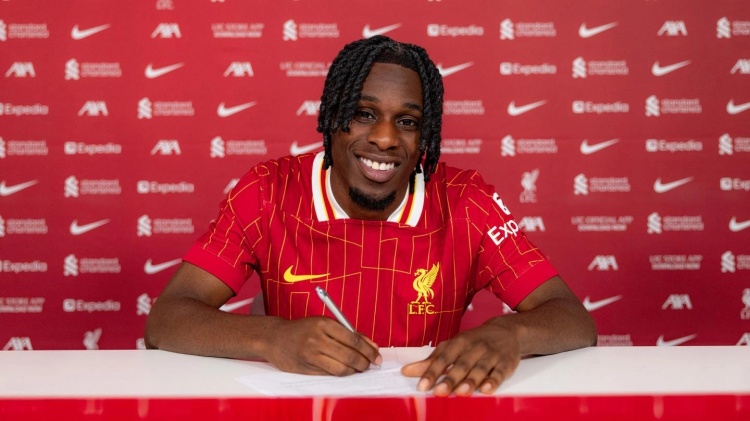 利物浦官网：弗林蓬非常耐用，过去三个赛季仅缺席三场德甲比赛