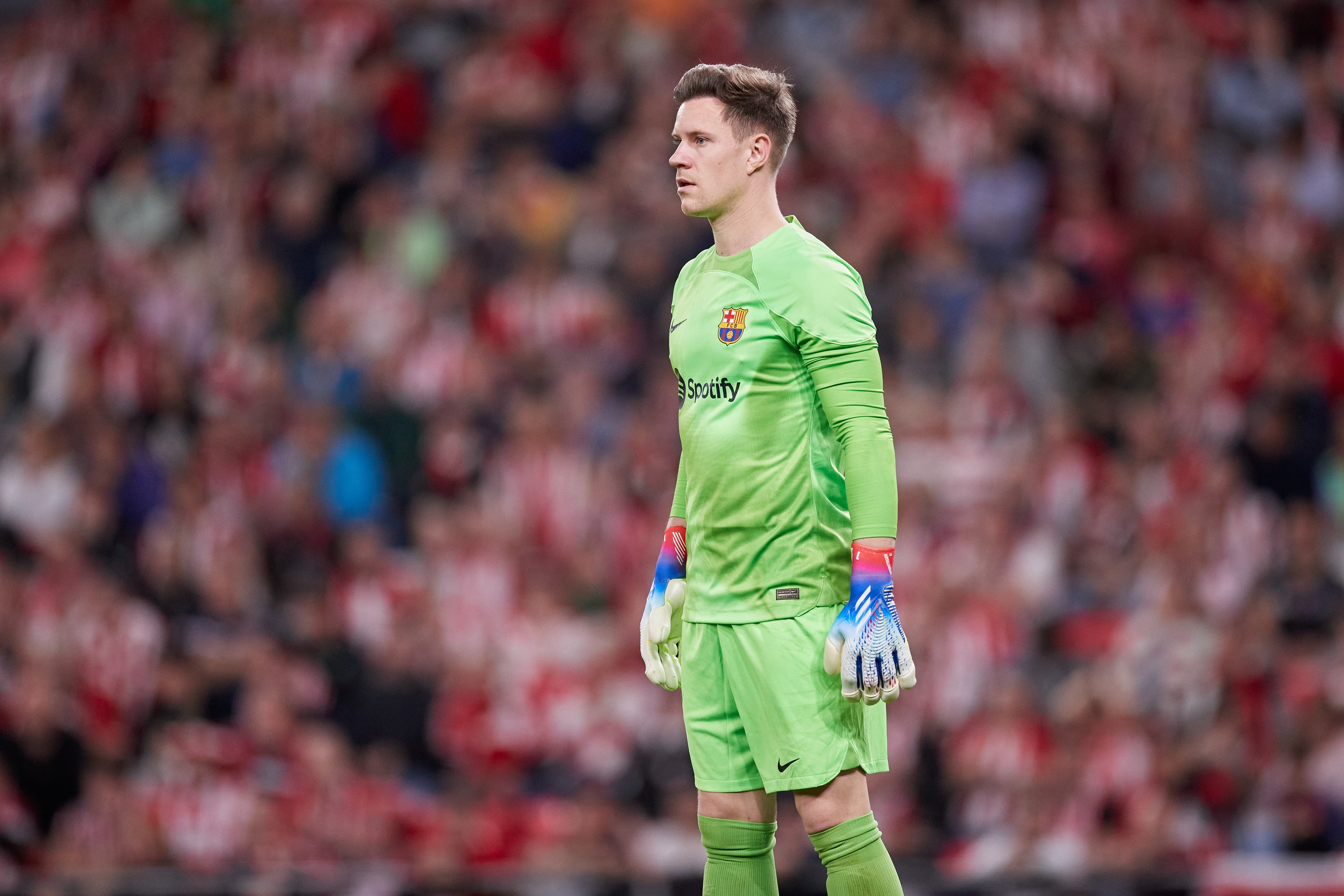 年薪630万欧！世体：加拉塔萨雷有意签下特狮，但后者想留巴萨