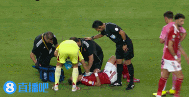13分钟伤退！开罗国民球员阿舒尔受伤被换下，捂脸难过离场
